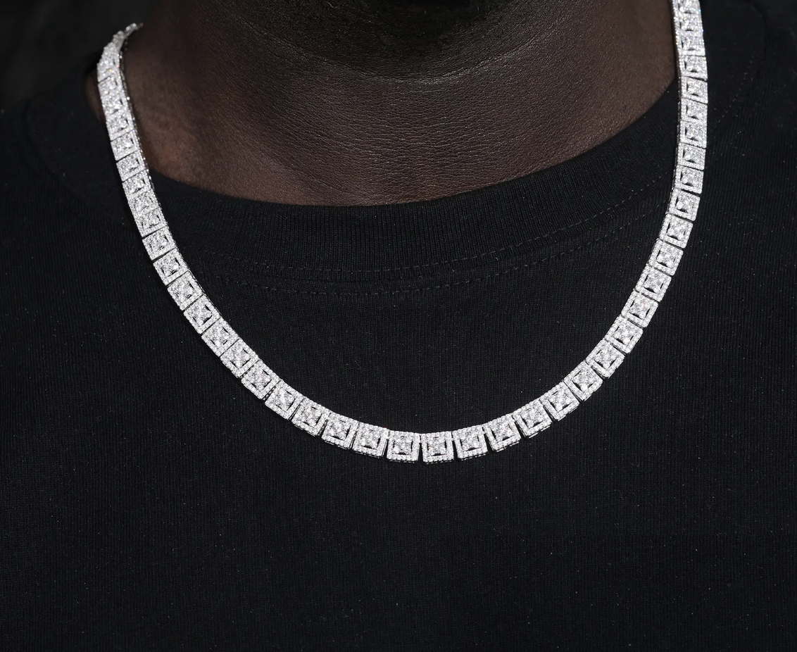LUXURY VVS 1 CLOVER SQUARE LINK CHAIN