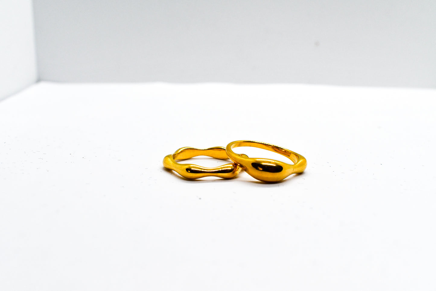2 STACKABLE GOLD RINGS