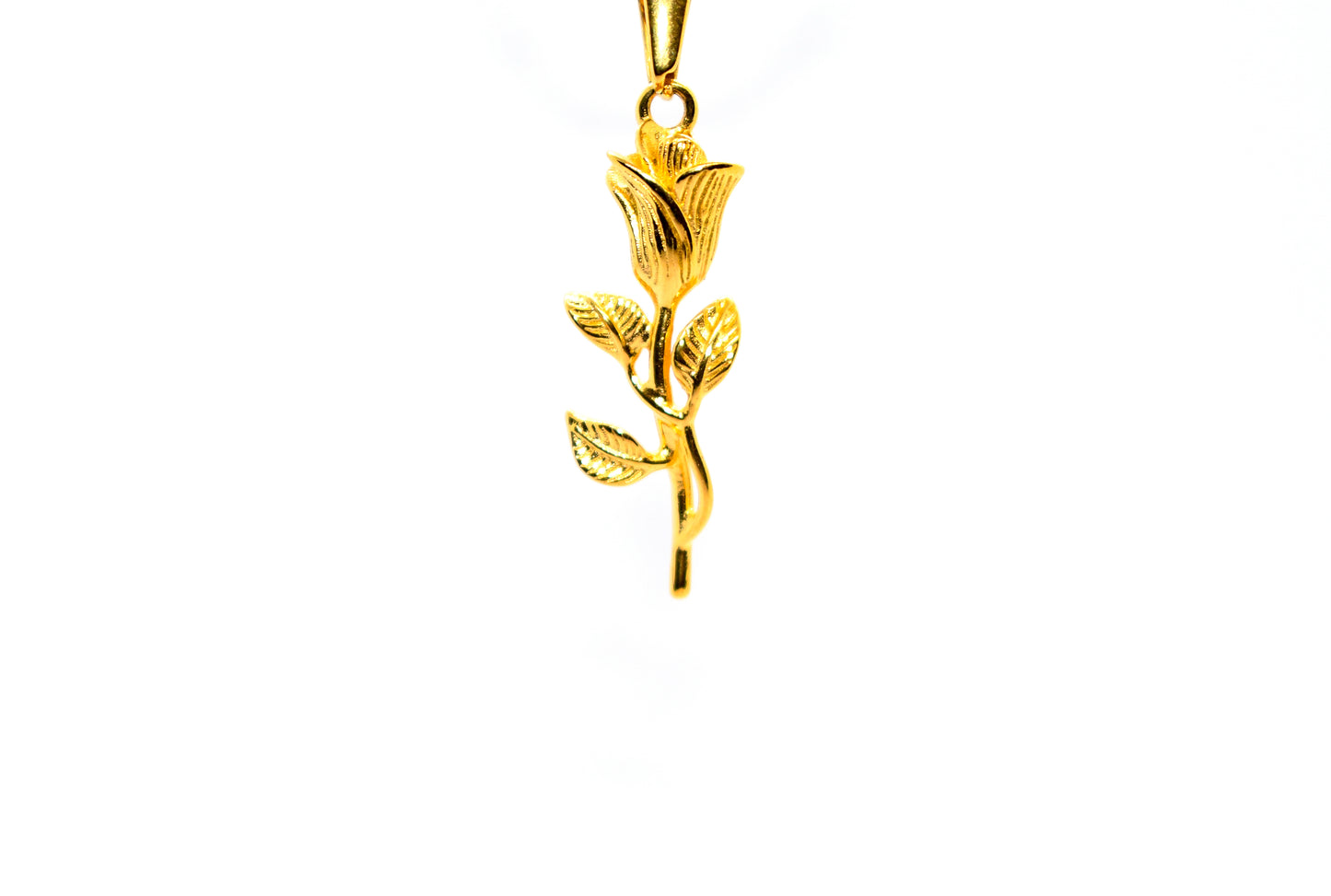GOLD LAYERED ROSE NECKLACE