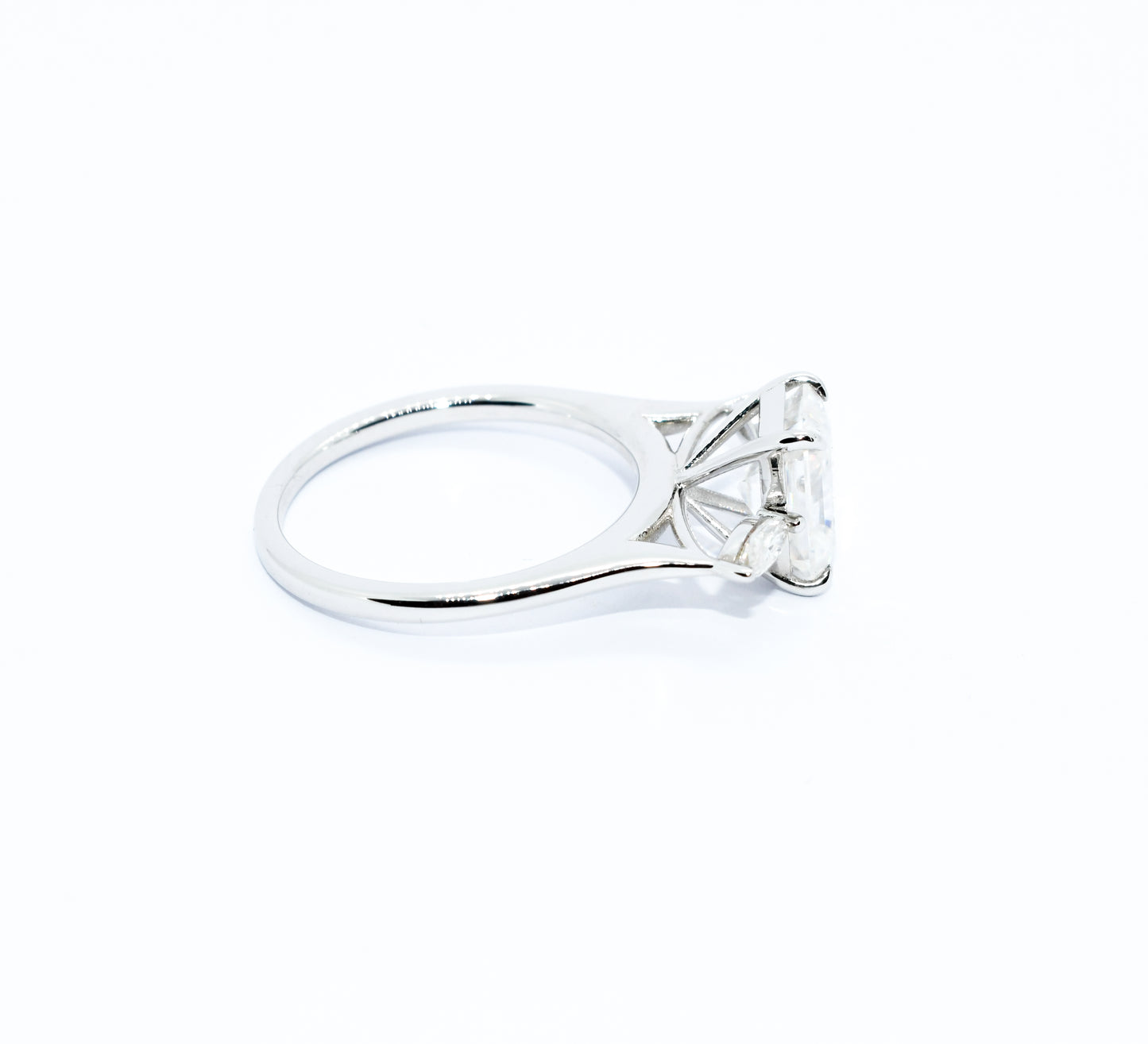3CT ENGAGEMENT RING