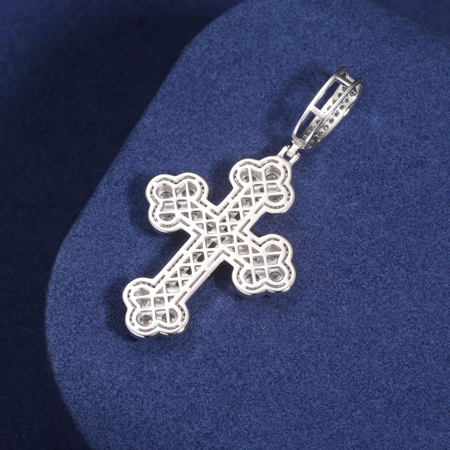 ICED CROSS PENDANT CRUCIFIX