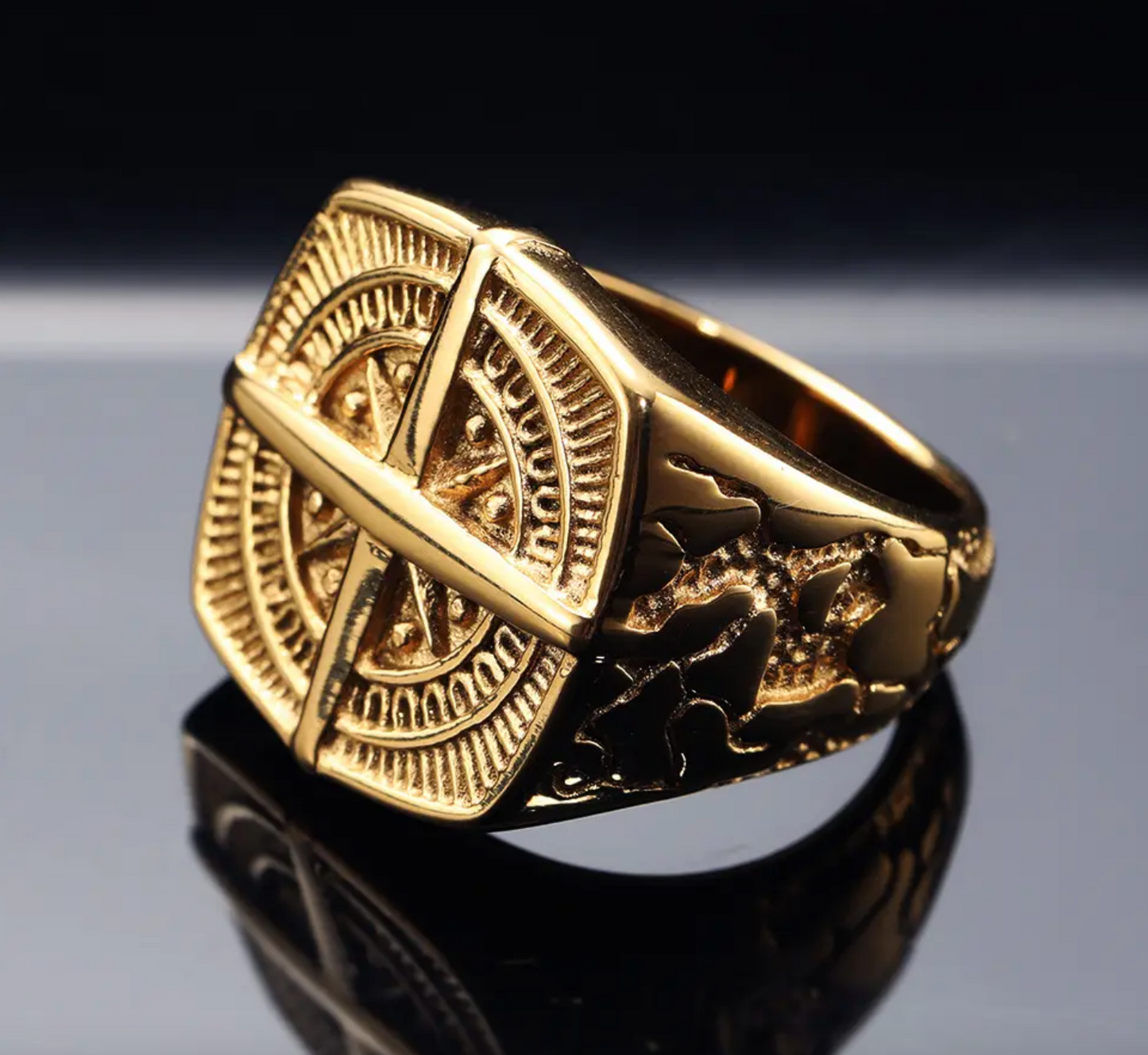 VINTAGE COMPASS RING
