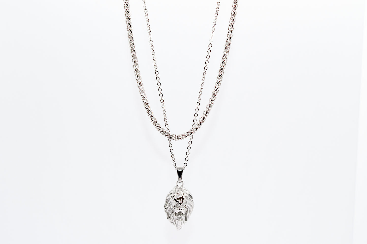 SILVER LAYERED LION NECKLACE