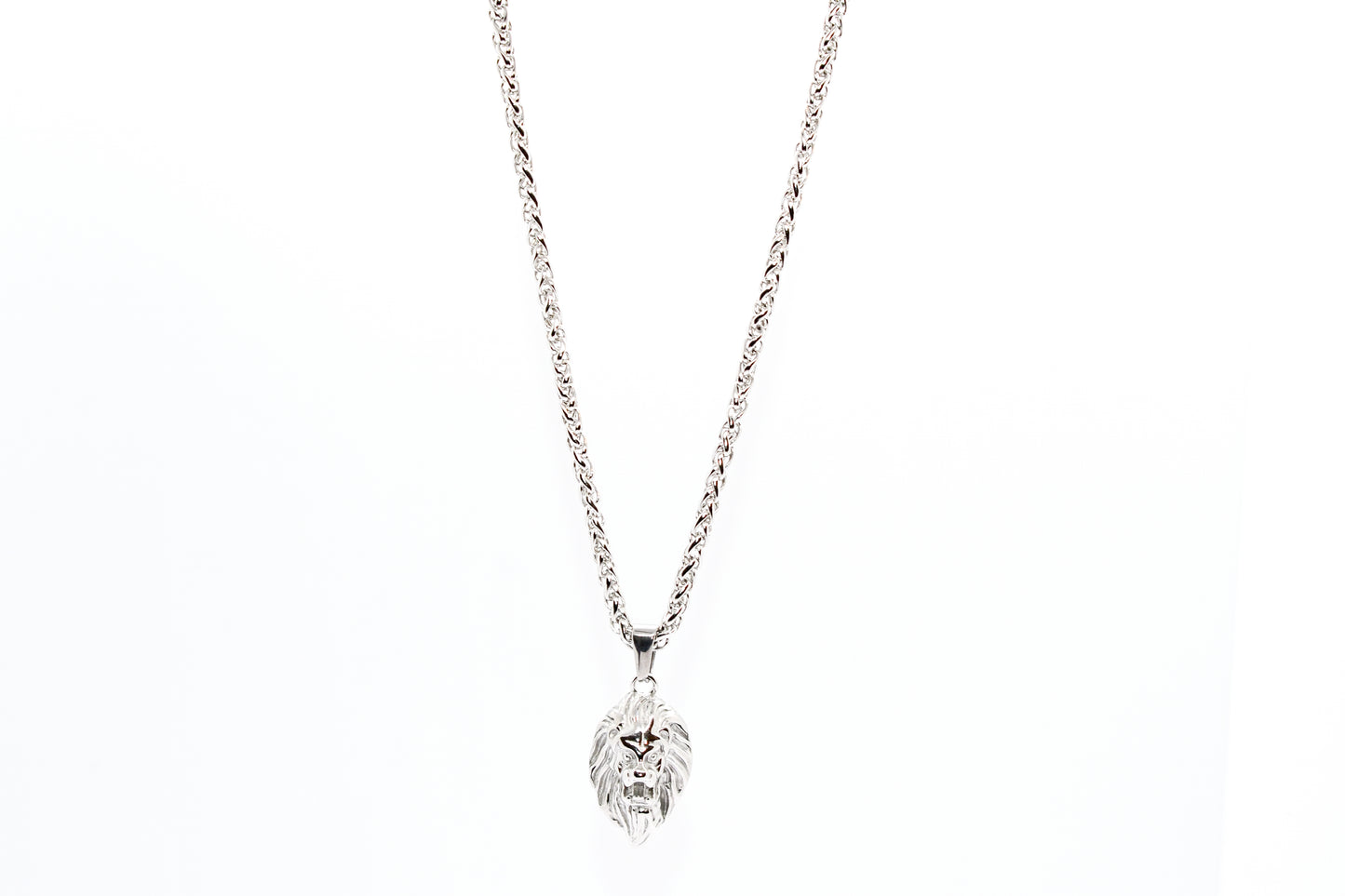 LION PENDANT WITH WHEAT CHAIN